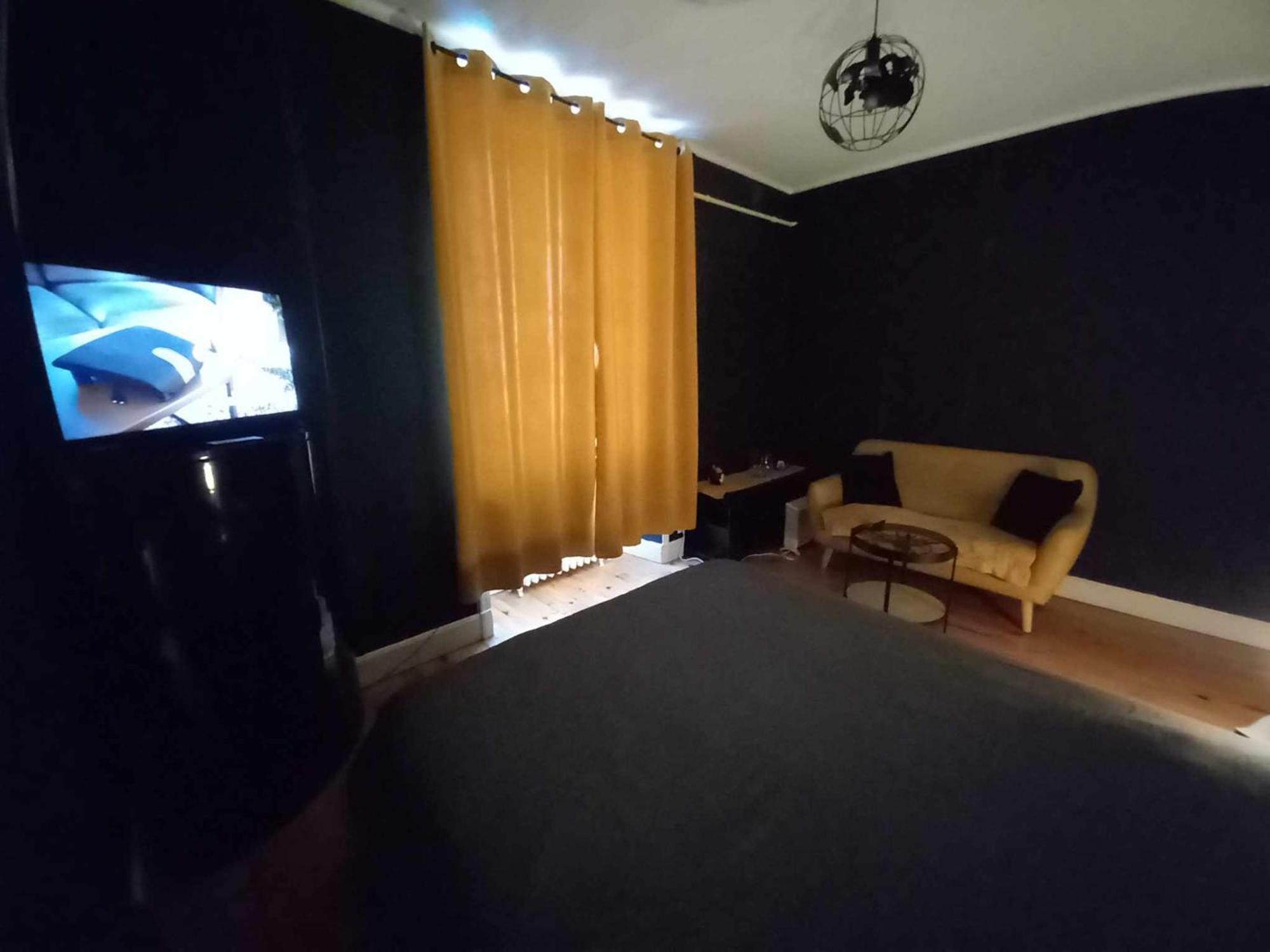 L'Appart De Babou Rez De Chaussee Parking Free Draps Wifi Thiers Exterior photo